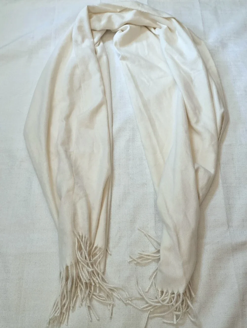 Liz Claiborne Crema Heather Fringed Scarf Pashmina Wrap Shawl Scarf Soft Cozy